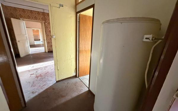 Immeuble à vendre    4 pièces •  Le Martinet