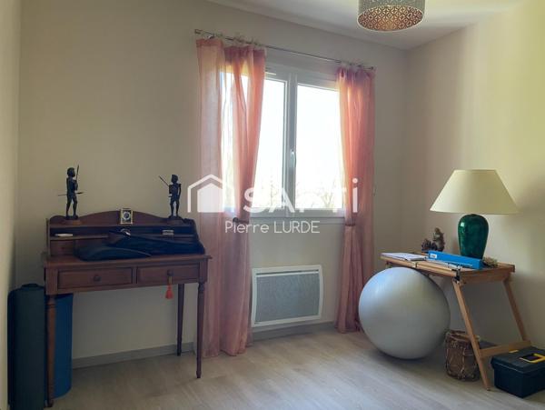 Maison de 6 pièces construite sur terrain de 250m2