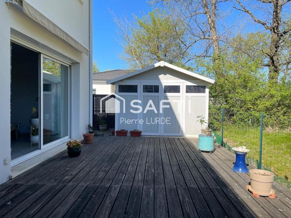 Maison de 6 pièces construite sur terrain de 250m2