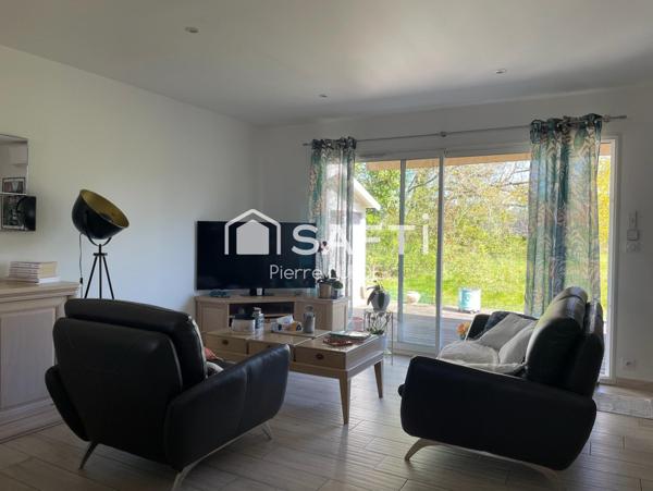 Maison de 6 pièces construite sur terrain de 250m2