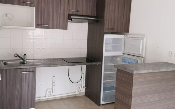 Appartement à louer    3 pièces •  La Rivière-Saint-Sauveur