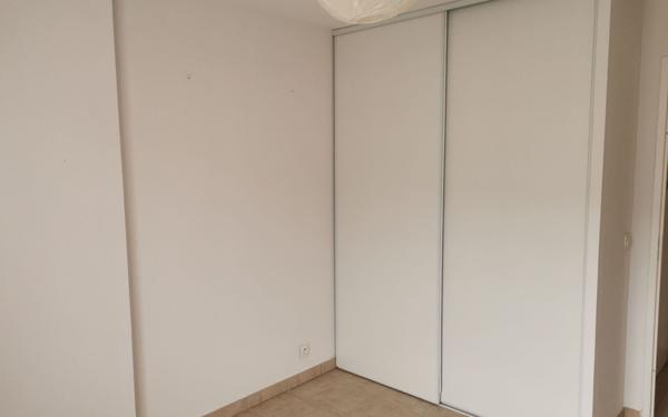 Appartement à louer    3 pièces •  La Rivière-Saint-Sauveur