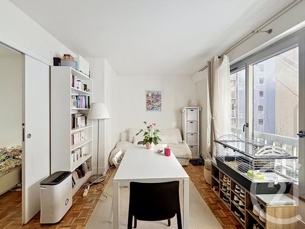 Appartement F2 à vendre  2 pièces - 40,60 m 2   PARIS  - 75009