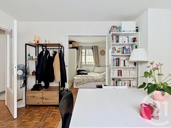 Appartement F2 à vendre  2 pièces - 40,60 m 2   PARIS  - 75009