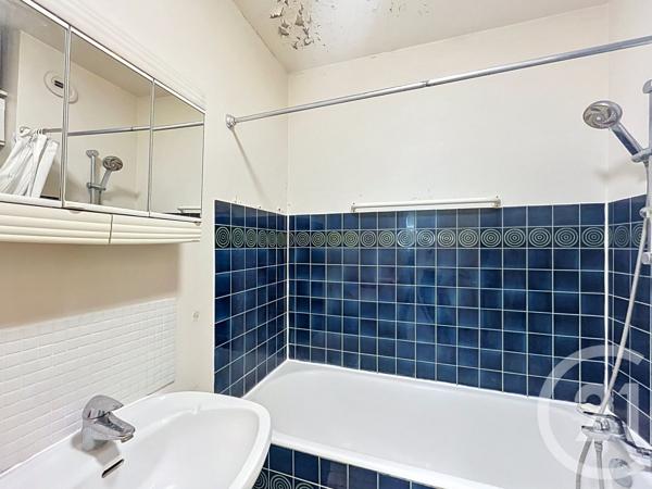 Appartement F2 à vendre  2 pièces - 40,60 m 2   PARIS  - 75009