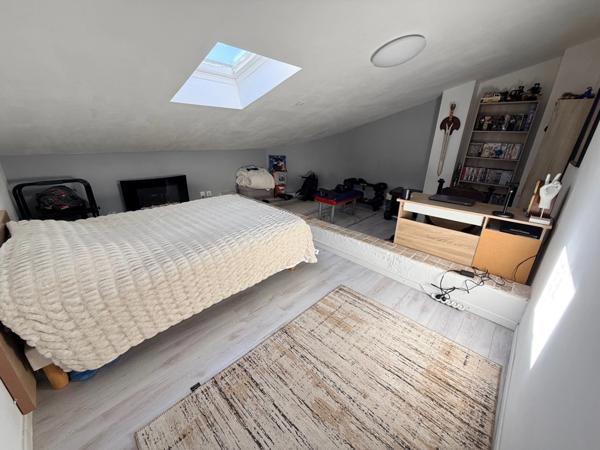 Maison à vendre 7 pièces VIDAUBAN (83)