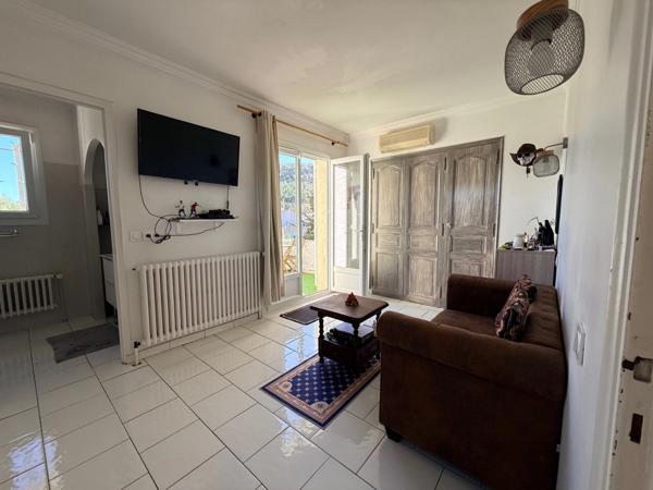 Maison à vendre 7 pièces VIDAUBAN (83)