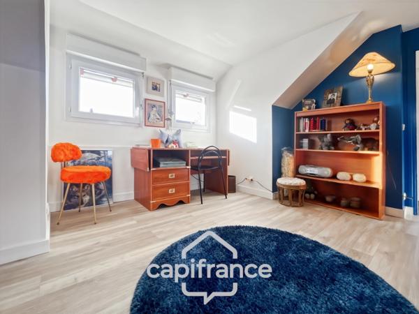 Secteur Golf d’Ormesson-sur-Marne, maison familiale 215 m², calme absolu, terrain 1 060 m²