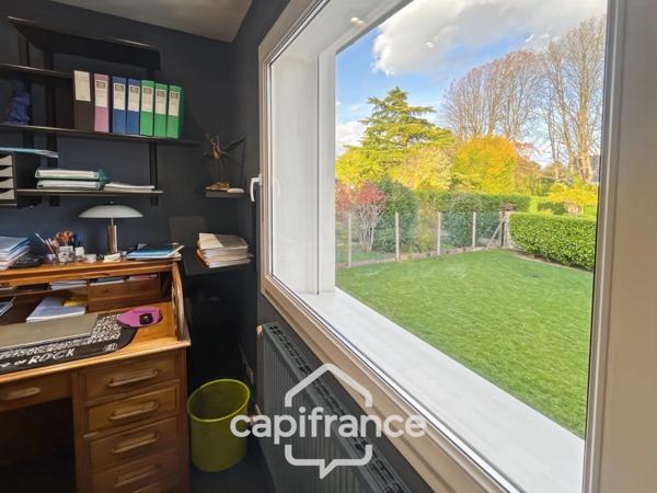 Secteur Golf d’Ormesson-sur-Marne, maison familiale 215 m², calme absolu, terrain 1 060 m²