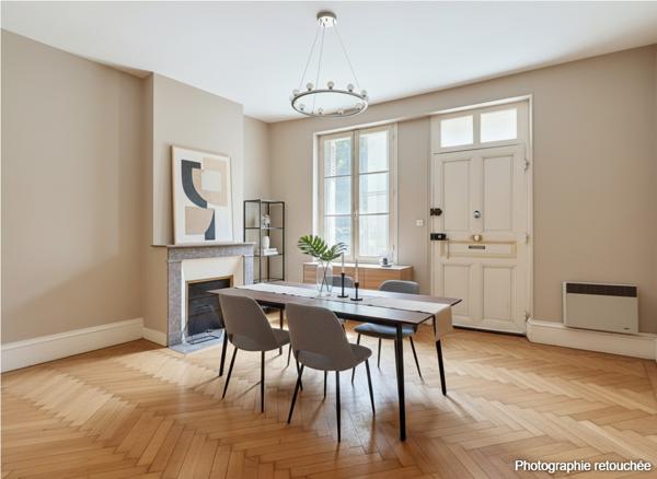 Maison
         5 pièces
        - 121 m² Exclusivité 163 000 € *
