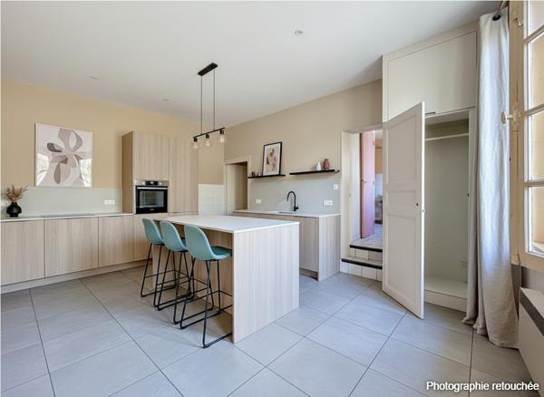 Maison
         5 pièces
        - 121 m² Exclusivité 163 000 € *