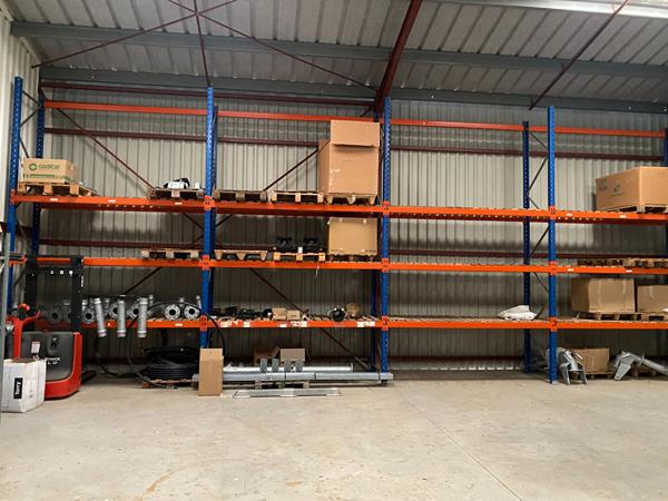 A LOUER LOCAL COMMERCIAL YGOS ST SATURNIN
