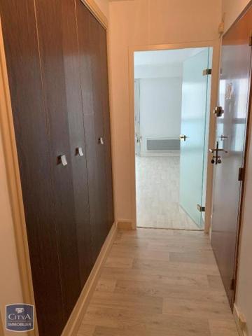 Appartement à louer 2 pièces 46.84m²