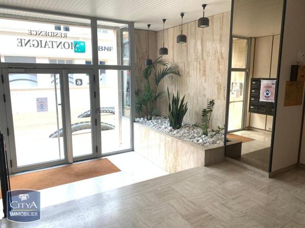 Appartement à louer 2 pièces 46.84m²