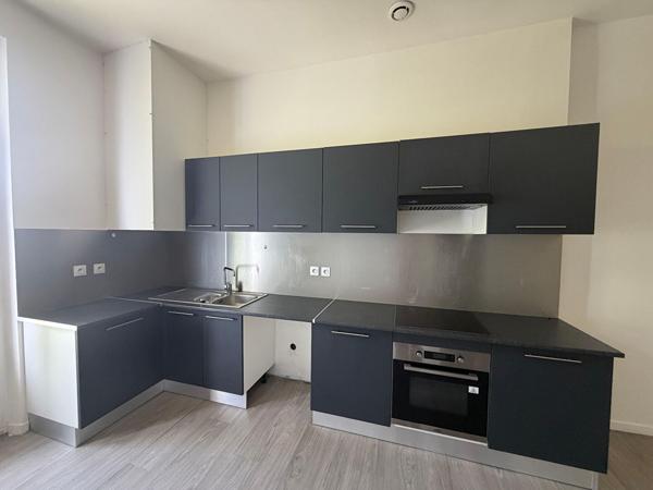 APPARTEMENT RENOVE - CAVE - JARDIN PRIVE