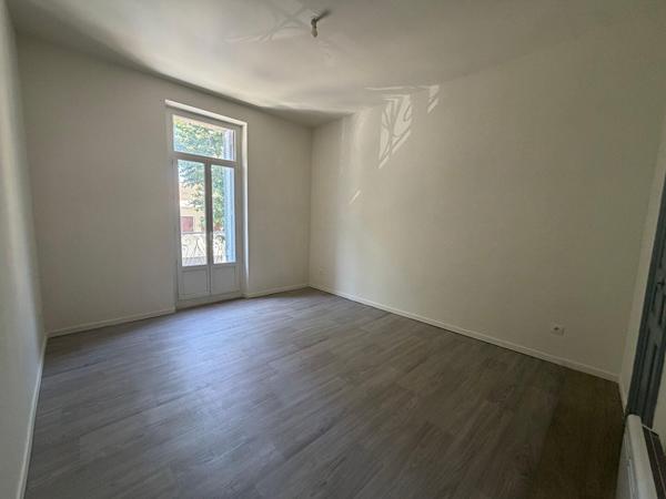 APPARTEMENT RENOVE - CAVE - JARDIN PRIVE