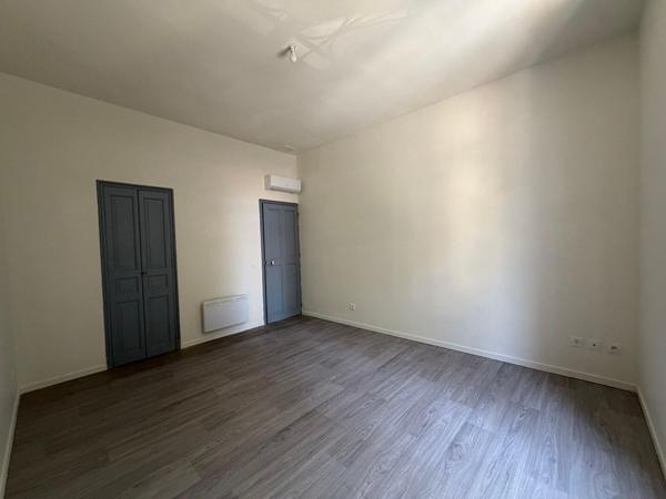 APPARTEMENT RENOVE - CAVE - JARDIN PRIVE