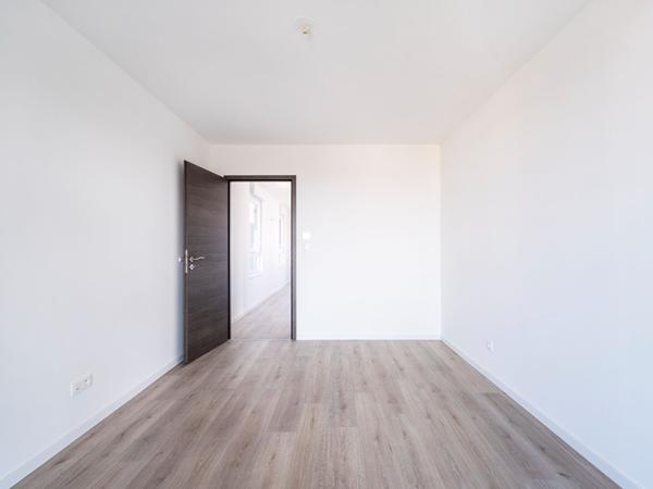A VENDRE ! Appartement T5 avec terrasse en attique