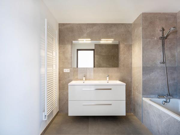 A VENDRE ! Appartement T5 avec terrasse en attique