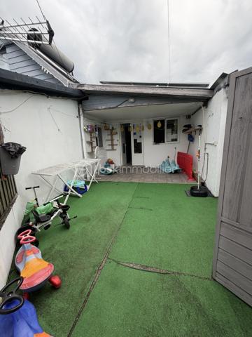 Maison de village de 260 m²