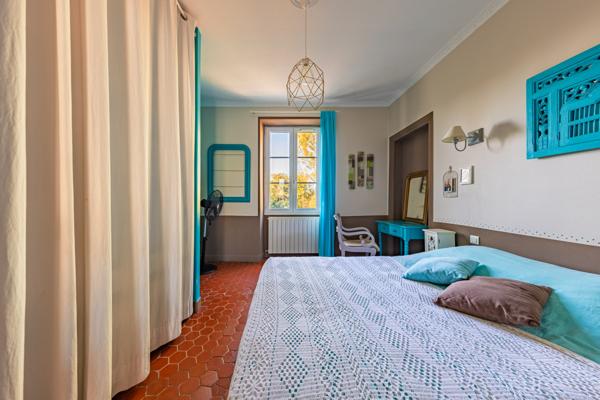 Sommières (30250) Demeure atypique : ancienne gare rénovée 136 m² sur 2 177 m² de terrain entre Sommiéres, Nimes et Quissac