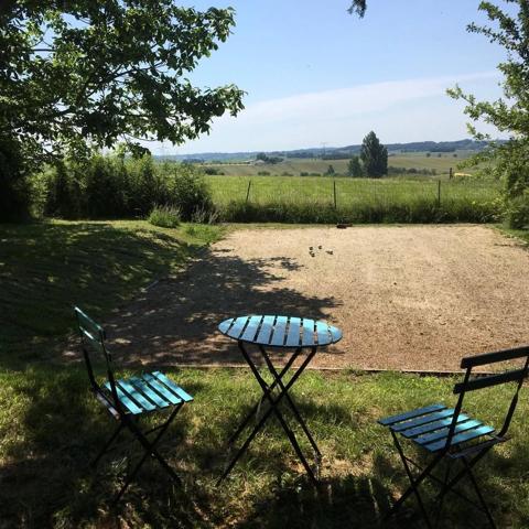 Maison familiale avec piscine et grange indépendante