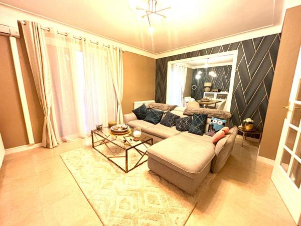 APPARTEMENT  T4 88 M2 -  FORT DE BRON