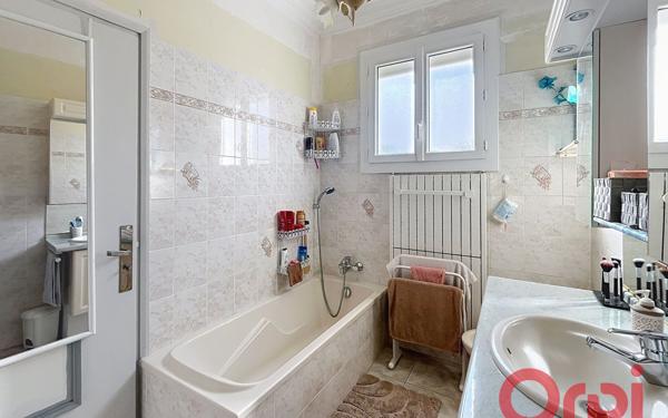 Maison à vendre    3 pièces • 90 m2 Bellerive-sur-Allier