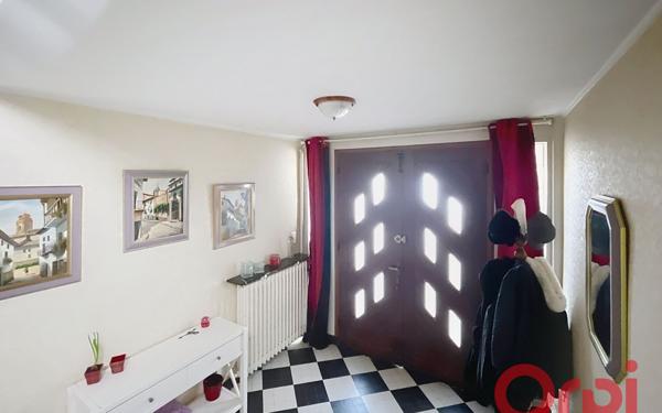 Maison à vendre    3 pièces • 90 m2 Bellerive-sur-Allier