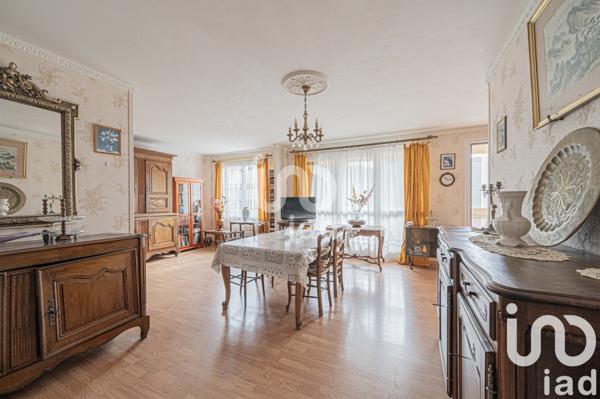Appartement à vendre 4 pièces 95 m² Vaires-sur-Marne