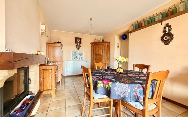 Maison à vendre    3 pièces •  Varois-et-Chaignot