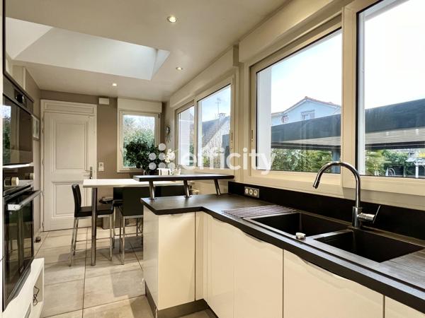 Maison 7 pièces - 131 m²