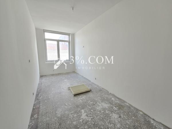 Maison 8 pièce(s) 5 chambre(s) 185 m²