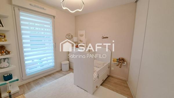 APPARTEMENT HAUT DE GAMME AVEC GRANDE TERRASSE PRIVEE