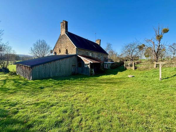 Maison à CUVES, 50670 - 6 pièces 175m²