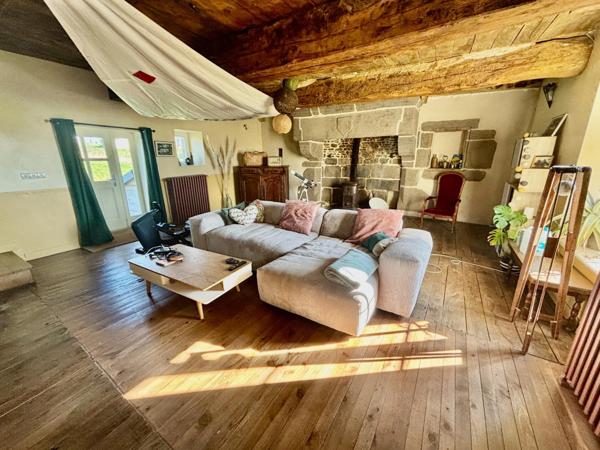 Maison à CUVES, 50670 - 6 pièces 175m²