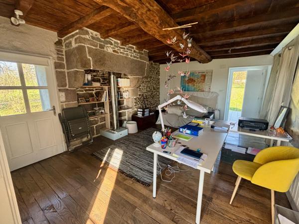 Maison à CUVES, 50670 - 6 pièces 175m²