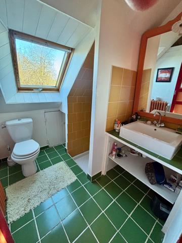 Maison à CUVES, 50670 - 6 pièces 175m²