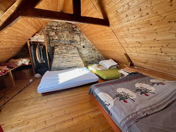 Maison à CUVES, 50670 - 6 pièces 175m²