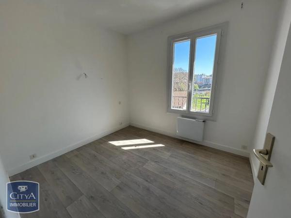 Appartement à louer 2 pièces 35.59m² Périgueux (24000)