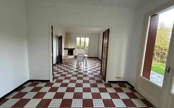 Maison à louer    6 pièces • 150 m2 Lescar