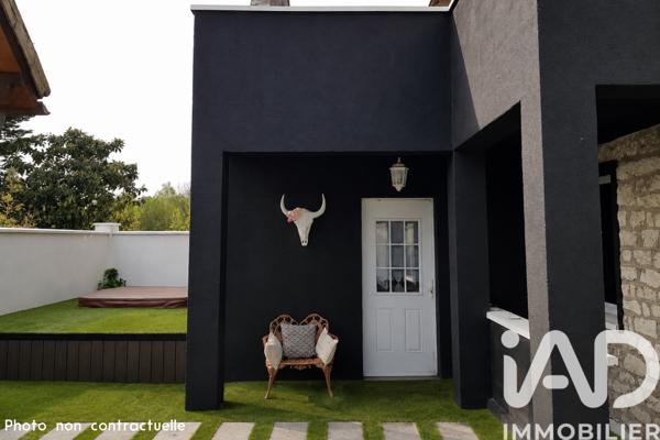 Maison à vendre 7 pièces 172,93 m² Moret-Loing-et-Orvanne