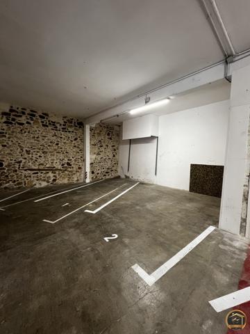 PARKING / PLACE À LOUER - NARBONNE CENTRE-VILLE