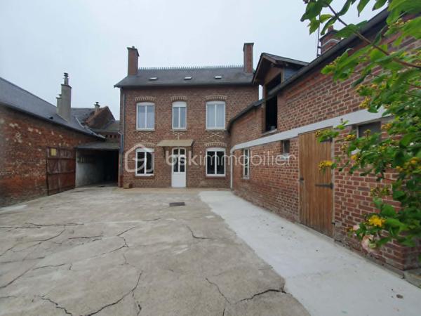 Secteur ORIGNY STE BENOITE, En exclusivité. Belle maison lumineuse de caractère 157 M² se composant d'un couloir central desservant un séjour de 37 M² avec cheminée en marbre, salon 22 M², cuisine aménagée, Wc . A l'étage : Palier desservant 3 grandes chambres dont une avec salle d'eau privative, wc, salle de douches et bains, buanderie. Grand grenier aménageable. Garage pour 2 Véhicule, cave, Bâtiment, Grande terrasse, Agréable jardin. Impôts fonciers 1400 €. Menuiserie PVC avec volet roulant électrique, Cc fuel  chaudière  marque VIESSMAN, toiture en ardoise naturelle récente. Pas de gros travaux à prévoir. A visiter sans tarder.