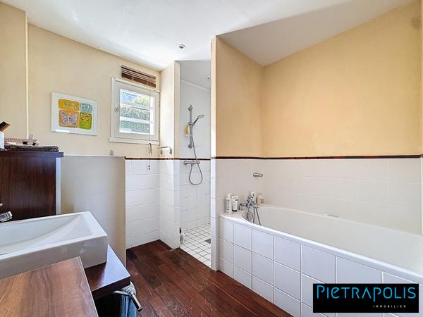 Magnifique maison de 163m2 avec 5 chambres + Bureau + Vue exceptionnelle