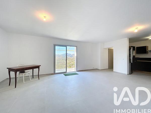 Appartement à vendre 4 pièces 95 m² Fayence