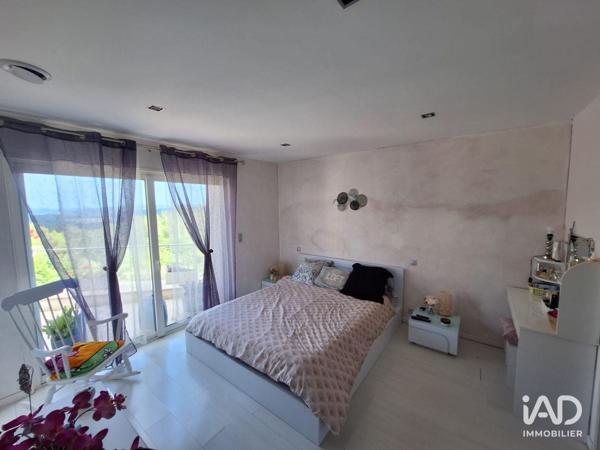 Maison à vendre 5 pièces 190 m² Le Cannet-des-Maures