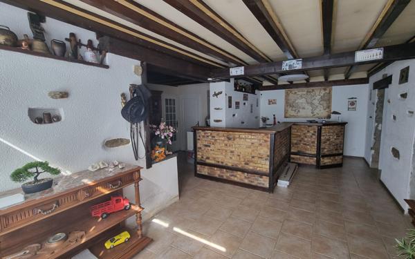 Maison à vendre    6 pièces •  Tercillat