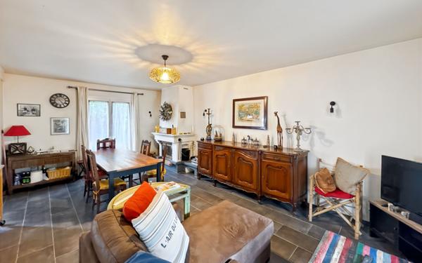 Maison à vendre    4 pièces •  Annesse-et-Beaulieu