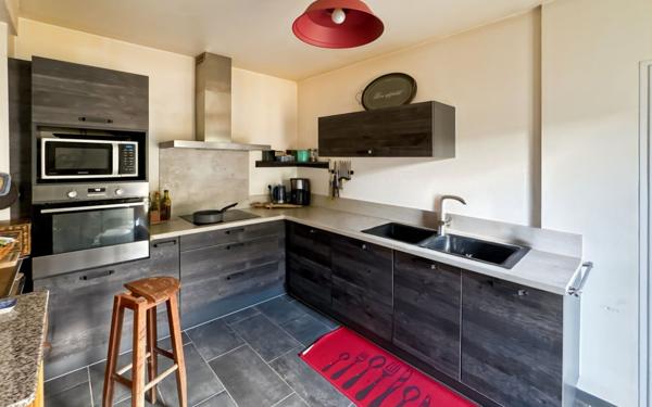 Maison à vendre    4 pièces •  Annesse-et-Beaulieu